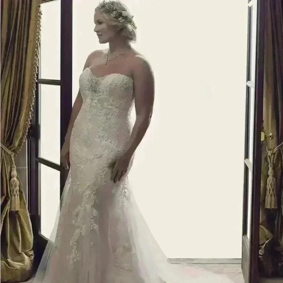 Casablanca Bridal Gown Lotus In Champagne / Ivory/ Silver Size 18 Style 2242 - Picture 1 of 16